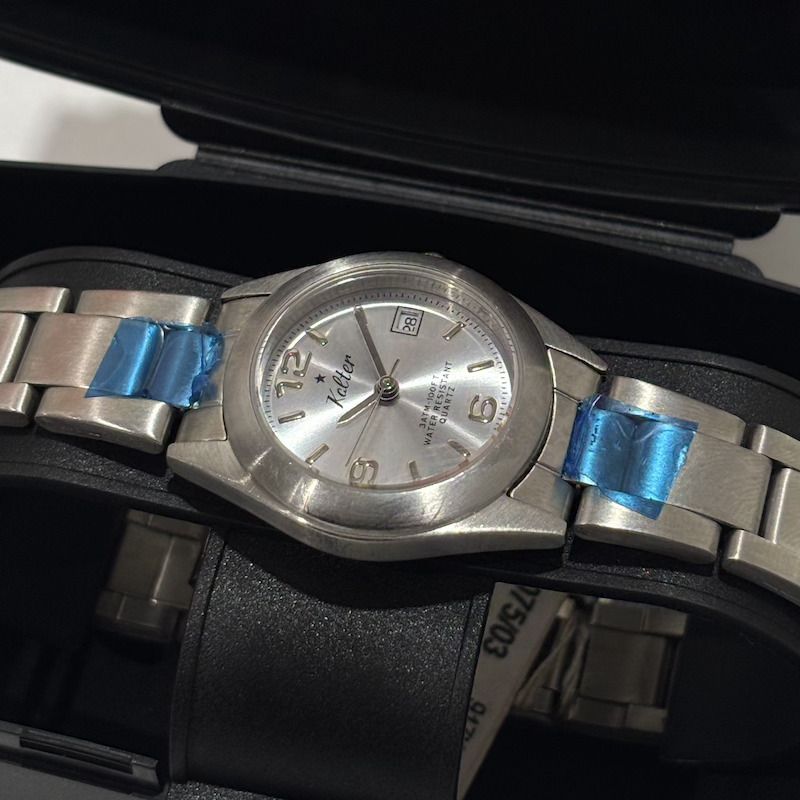 Reloj Kalter de acero inoxidable con esfera blanca y brazalete metálico 075/03 - Imagen 2